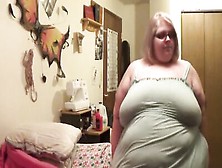 Ssbbw Blonde Carmin Shakes Her Big Belly In Front Of The Camera