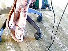 Horny Voyeur Camera Spots Attractive Tattooed Candid Feet In Flip Flops