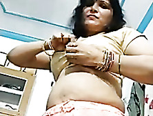 Chubby Indian Slut Changes Clothing On Webcam