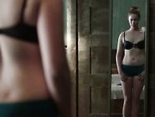 Alexis Knapp In The Dorm (2014)