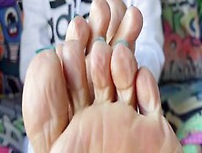 Deedeerican Has The Sexiest Feet Ever Aqua Toes