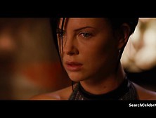 Charlize Theron - Aeon Flux (2005). Mp4