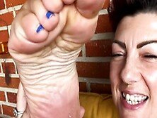 Amateur Porn Gives Us Some Foot Fetish Aurora