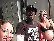 Black Dude Wants To Fuck Amazing And Wild Veronica Jett And Her Friend