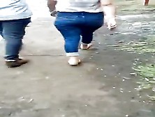 Big Ass Nicaraguan Babe On The Street