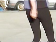 Candid Tight Pants Legs Of The Amateur Female On Camera 07U