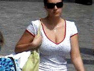 Candid Busty Bounce Tits Street Voyeur