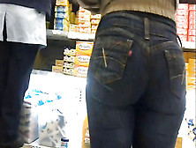 Pawg In Tight Jeans At The Mall Grabbed On Voyeur Video With Spy