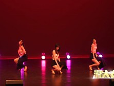 Sexy Asian Girls Dancing! Nn