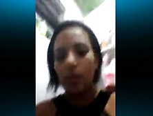 Ludmila Morena Safada Tomando Banho E Na Webcam Do Skype