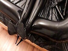 Latex Squirting And Pee Requested By Latexlove111
