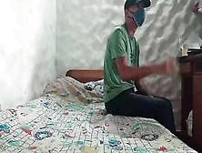 Lucky Delivery Bro Fucks Huge Booty Older Whore When He Comes Home