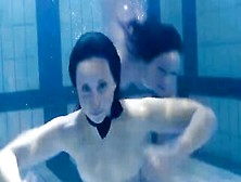 Underwater – Sexiest Babes Ever Touching Boobies