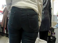 Mature Big Ass In Jeans