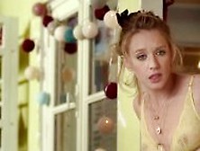 Ludivine Sagnier In Love Is In The Air (2013)