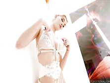 Julesjordan. Com - Skye Blue: Supermodel Takes Heavy Ebony Weenie Dredd