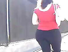 Big-Assed Amateur Brunette Wearing Legging In Voyeur Cam Clip