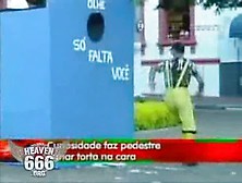 Funny Brazilian Street Prank