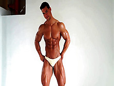 Kris Evans Bodybuilder