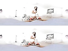 Girl Having Sex In Virtual Reality