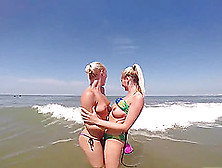 Blonde Lesbian Swimming Before Enjoying Her Pussy Getting Licked
