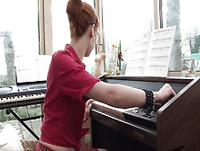 Ginger Whore In Private Ass-Sex Lessons For This Teenie