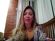 Webcam Whore Naomi Burning Deep Throats A Dildo