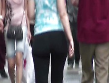 Big Butt Shaked In Sweat Pants