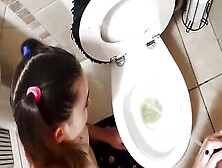 Cunt With Mouth Taking Step-Daddy For A Pissing And Blows Dick