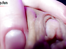 Onanism Of A Blubbery Open Clitoris Close-Up