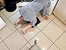 My Stepsister Gets Stuck In The Washing Machine And I Take The Opportunity To Fuck Her