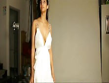 Desi Model Shanaya Nipple Slip