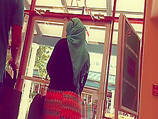 Hijab Wife Big Ass Walking In Street
