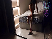 Hot Woman In High Heels Masturbates To Orgasm And Seduces Guys