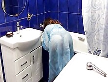 Milf Was Washing The Tub And Unexpectedly Get A Penis Inside The Booty From Her Son