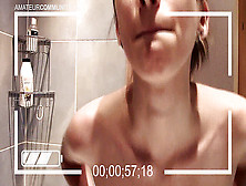 Ugly Face Foamy Fingerblasting Session In Bathtub