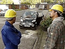 Erotic – European Wifey Poked By 2 Construction Workers