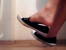 Feet Play With Sexy Italian Amateur Teen