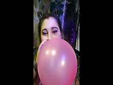 Kendal Kink Sneak Peak Butt The Scenes Balloon Filled Camroom&halloween Deco Swallowing Up