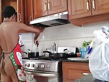 Cooking Skank - Sexy African Cook And Fuck In The Kitchen Extreme Squirt On The Table