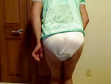 Sissy Poops And Cums In Panties