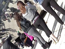 Hot Ass Babes In Tight Leggings