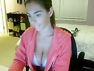 Webcam Busty Babe Shows Off Her Sexy Tanned Tits And Teasing