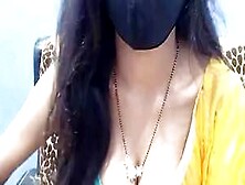 Hot Saree Girl Moaning