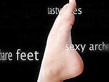 Jaime Hammer Gives Us A Sexy Foot Show