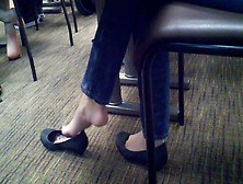 Candid College Shoeplay Feet