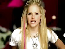 Avril Lavigne "girlfriend"