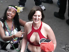 Mardi Gras Girls Flashing Their Tits For Beads
