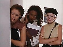 Glori Gold, Sabrina Allen, Shayna Ryan, Alyssa Milano, Charlotte Lewis, Jennifer Tilly In Embrace Of The Vampire (1995)