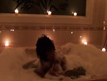 Bubbles In The Bathtub.  Fbb Vixen And Muscle Goddess Ldr Goes Ri